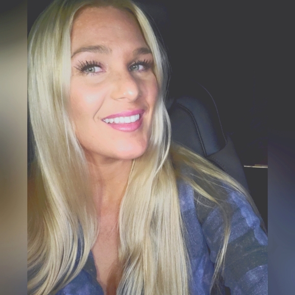 Meet your Posher, Alysha - Picture 1 of 1